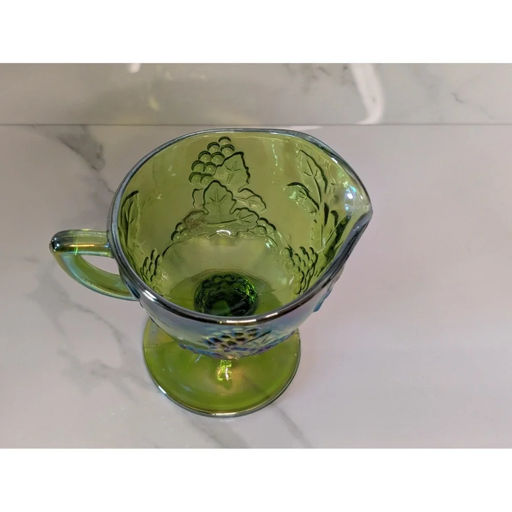 Vintage Green‎ Indiana Glass Carnival Glass Harvest Grape Iridescent Creamer